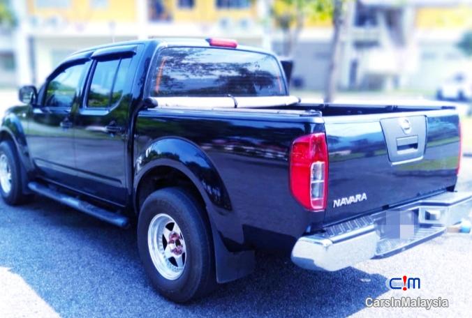 Nissan Navara 2.5-LITER DISEL TURBO 4X4 6 SPEED Manual 2013 - image 4