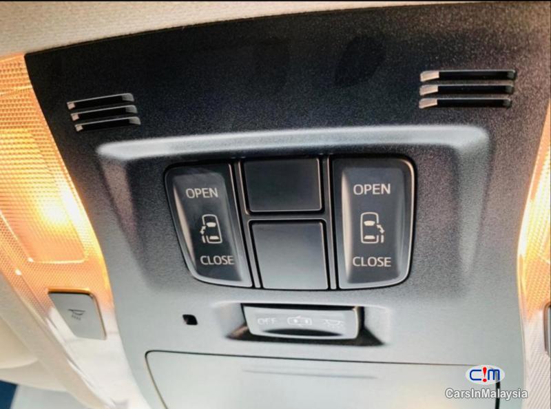 Toyota Vellfire 2.5-LITER 7 SEATER LUXURY FAMILY MPV Automatic 2018 - image 14