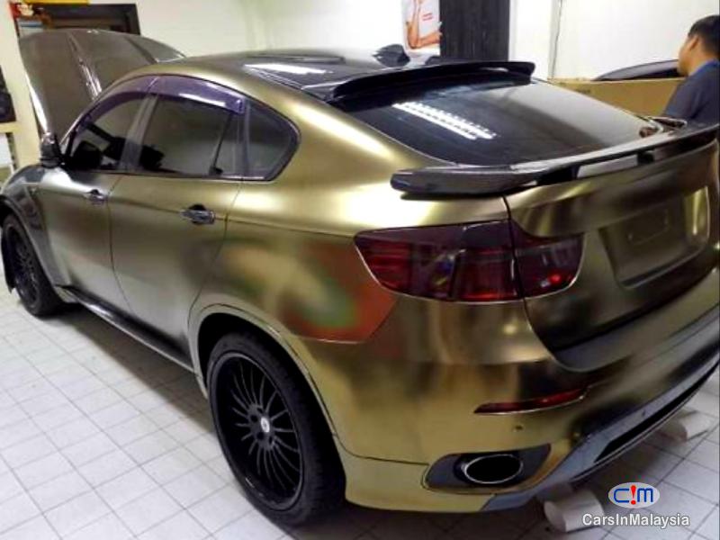 BMW 4.4-LITER TWIN TURBO LUXURY SUV Automatic 2013