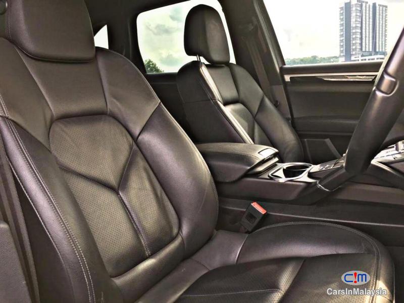 Porsche Cayenne 3.6-LITER FAMILY LUXURY SUV Automatic 2012 - image 11