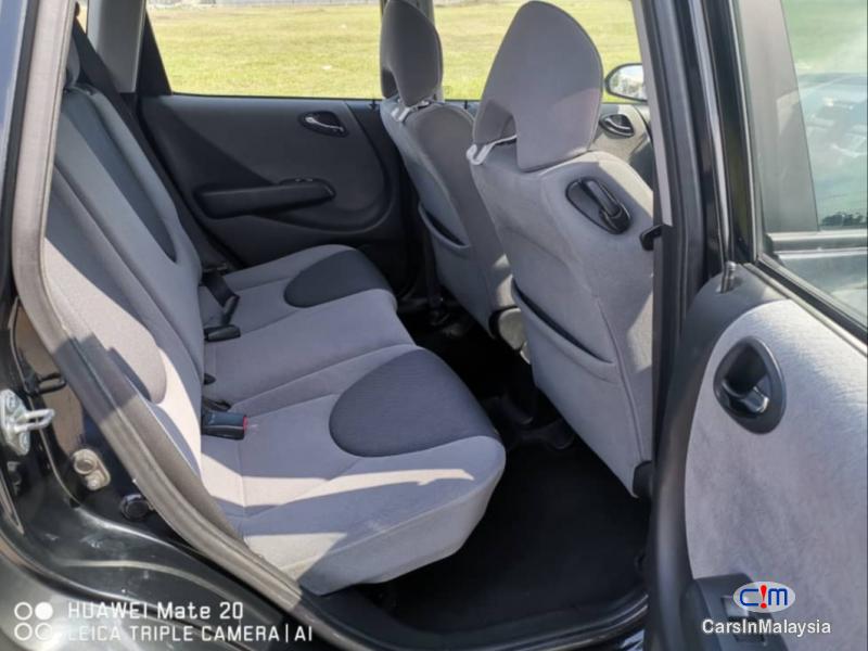 Honda Jazz 1.5-LITER ECONOMY SMALL HATCHBACK Automatic 2005 - image 7