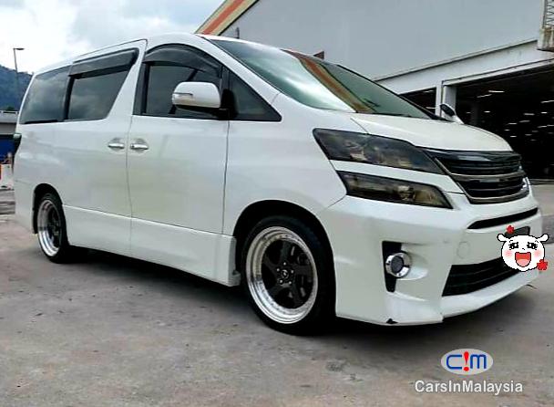 Toyota Vellfire 2.4-LITER LUXURY AUTO MPV 7 SEATER Automatic 2013 in Kuala Lumpur