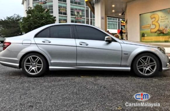 Mercedes Benz C180 CGI 1.8 CGI LUXURY ECONOMIC SEDAN Automatic 2011 in Selangor - image