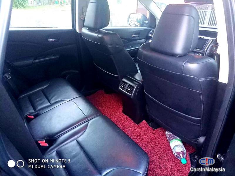 Honda CR-V 2.0-LITER LUXURY SUV Automatic 2015 in Selangor - image