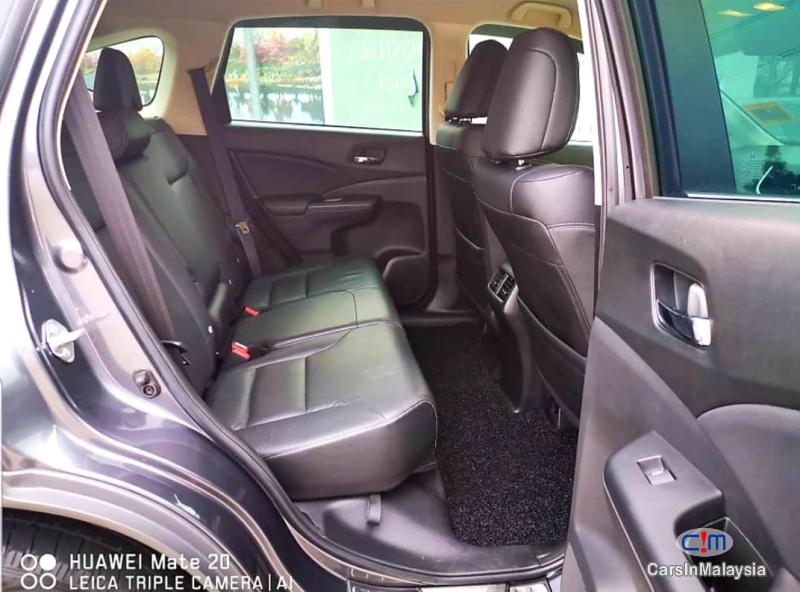 Honda CR-V 2.0-LITER LUXURY FAMILY SUV Automatic 2016 - image 7