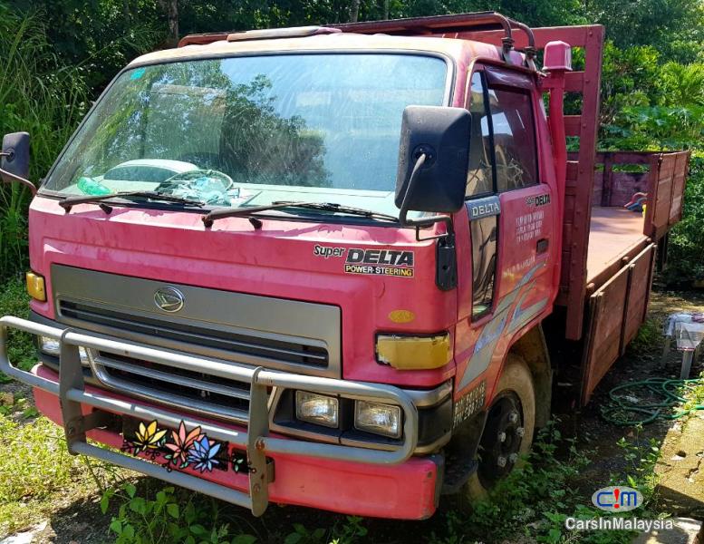 Daihatsu Delta 3.7-LITER GREEN DIESEL Manual 2006 - image 10