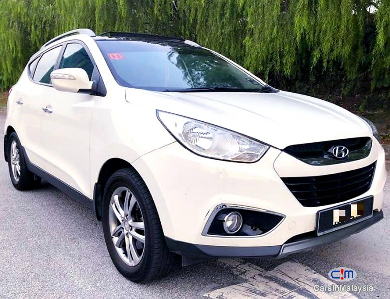 Hyundai Tucson 2.0-LITER 5 SEATERS SUV Automatic 2013 in Malaysia