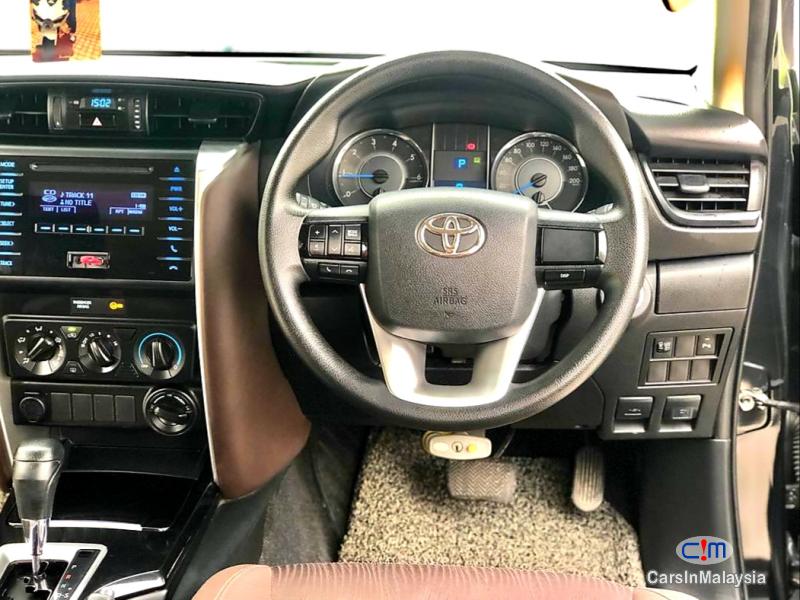 Toyota Fortuner 2.4-LITER 4X4 LUXURY FAMILY SUV 7 SEATER Automatic 2016 in Kuala Lumpur - image
