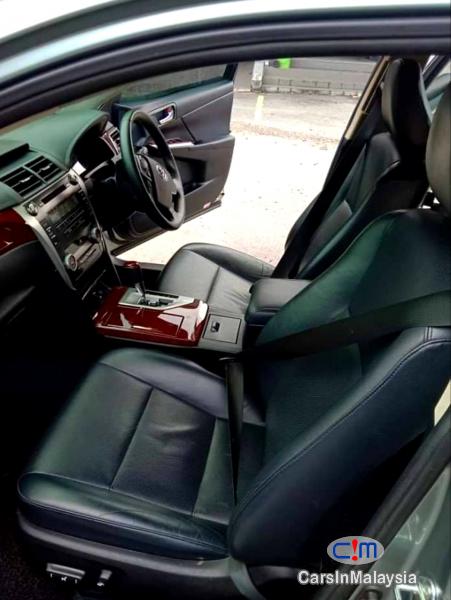 Toyota Camry 2.0-LITER LUXURY SEDAN Automatic 2013 - image 10
