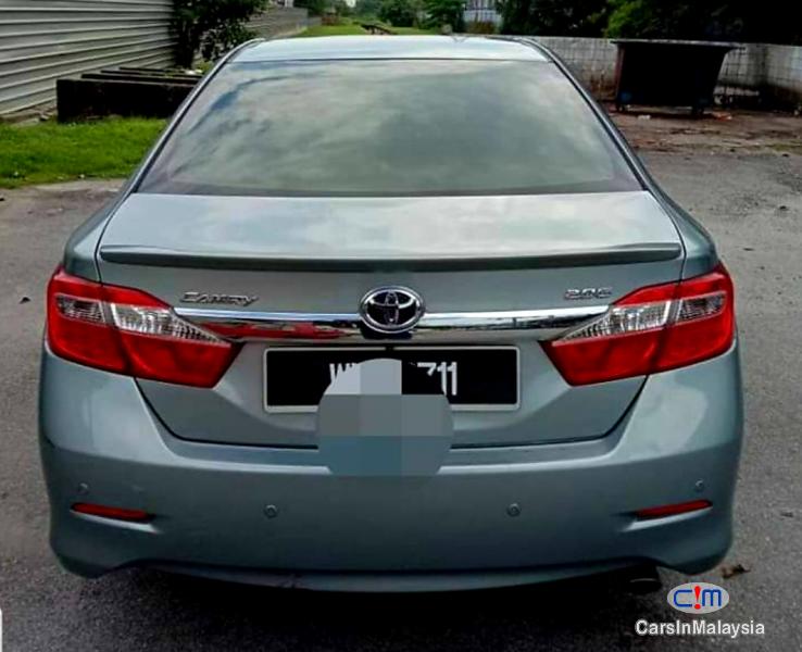 Toyota Camry 2.0-LITER LUXURY SEDAN Automatic 2013