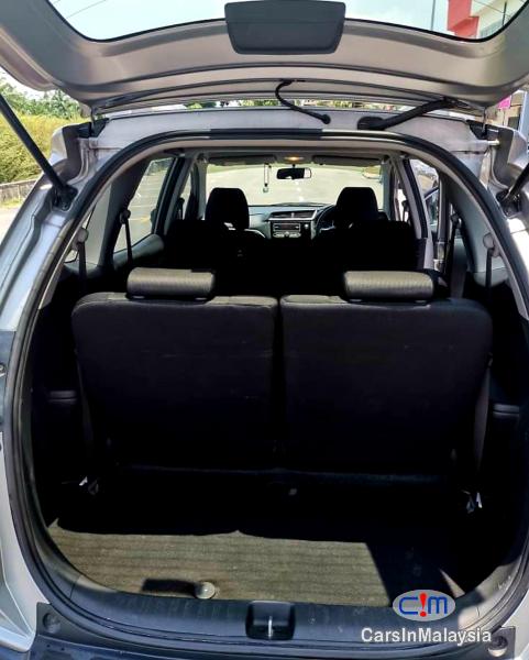Honda BR-V 1.5-LITER 7 SEAT FAMILY ECONOMY MPV Automatic 2017 in Selangor - image