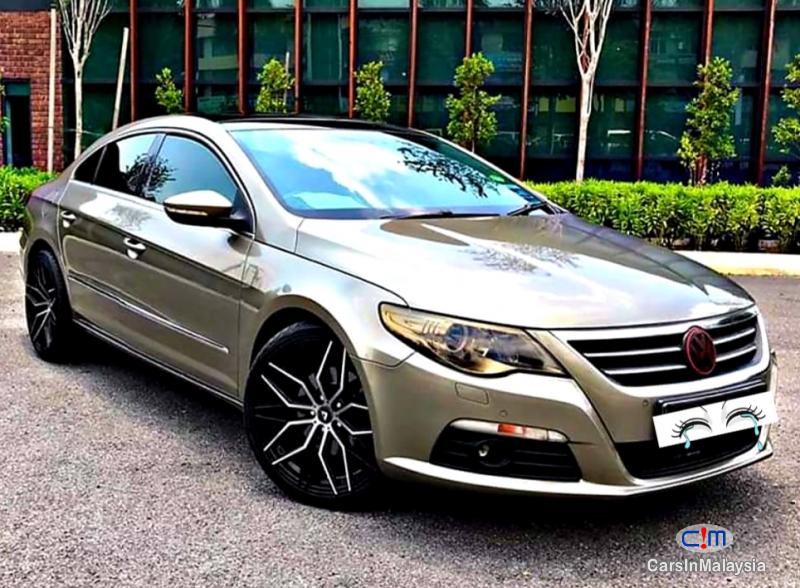 Volkswagen Passat 2.0-LITER LUXURY SEDAN TURBO Automatic 2011 - image 13