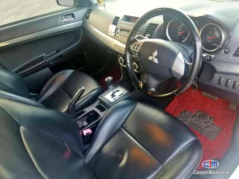 Mitsubishi Lancer 2.0-LITER SPORT SEDAN Automatic 2010 - image 5