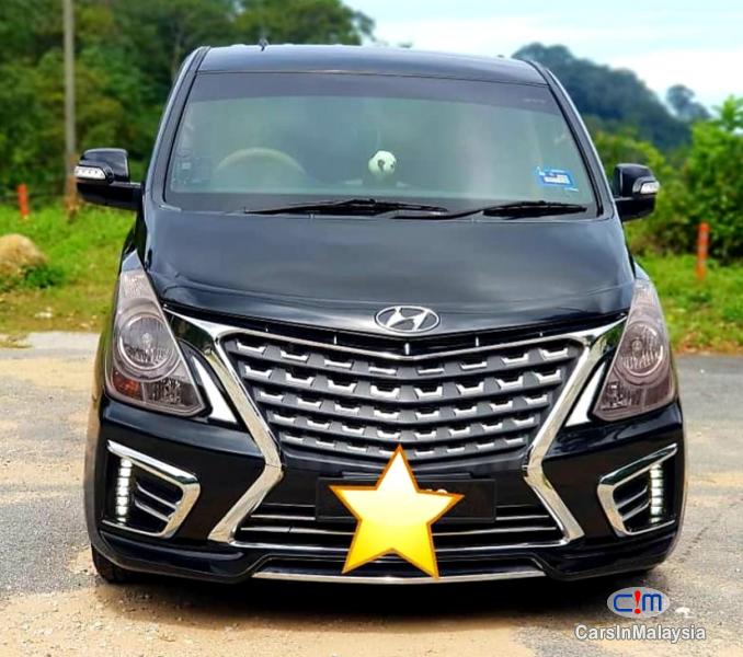 Hyundai Grand Starex 2.5-LITER 11 SEATER FAMILY MPV Automatic 2013 in Kuala Lumpur