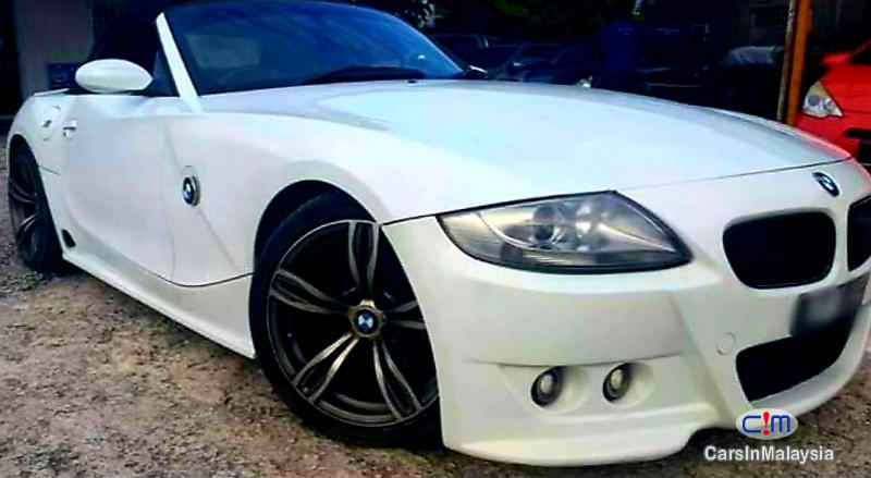 BMW 2.5-LITER LUXURY CABRIOLET SPORT SOFT TOP Automatic 2009 in Kuala Lumpur