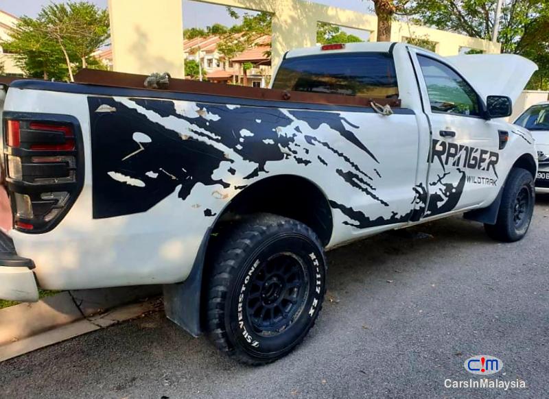 Ford Ranger 2.2-LITER T6 4WD DIESEL TURBO SINGLE CAB Manual 2015 - image 3