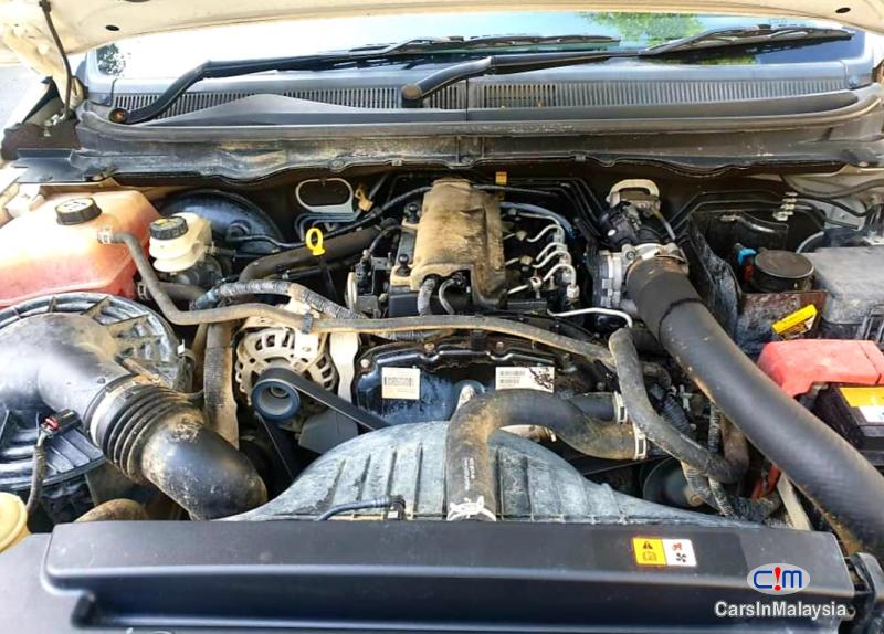 Ford Ranger 2.2-LITER T6 4WD DIESEL TURBO SINGLE CAB Manual 2015 - image 4