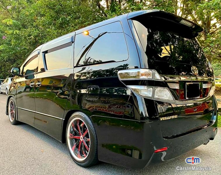 Toyota Vellfire 2.4-LITER GOLDEN EYE LUXURY FAMILY MPV Automatic 2019 in Kuala Lumpur