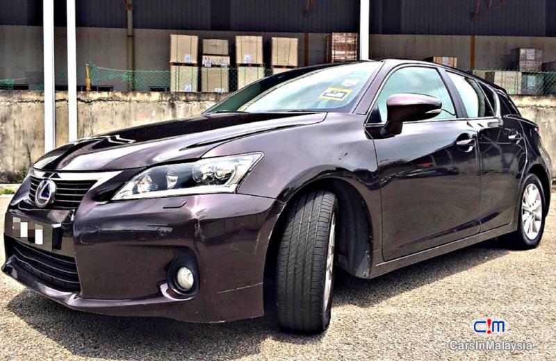 Lexus CT 1.8-LITER LUXURY SPORTBACK Automatic 2013 - image 2