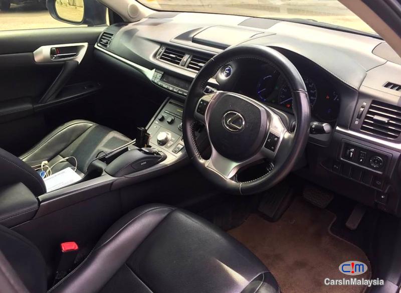 Lexus CT 1.8-LITER LUXURY SPORTBACK Automatic 2013 - image 5