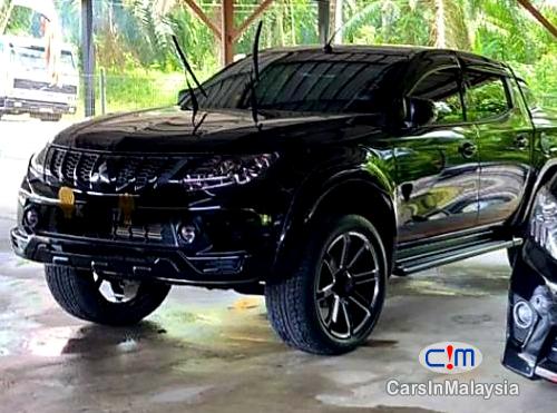 Mitsubishi Triton 2.5-LITER 4WD MIVEC DOUBLE CAB DIESEL TURBO Automatic 2018 - image 13