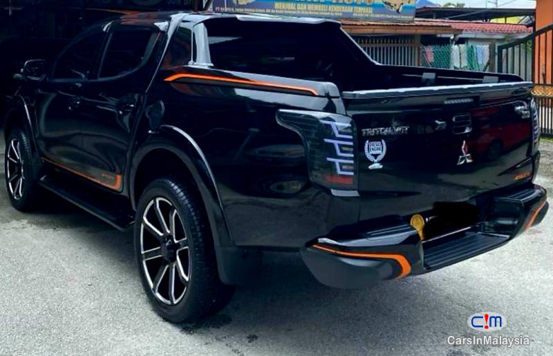 Mitsubishi Triton 2.5-LITER 4WD MIVEC DOUBLE CAB DIESEL TURBO Automatic 2018 in Selangor