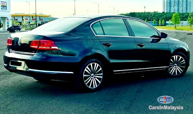 Picture of Volkswagen Passat 1.8-LITER LUXURY TURBO SPORT SEDAN Automatic 2016 in Malaysia