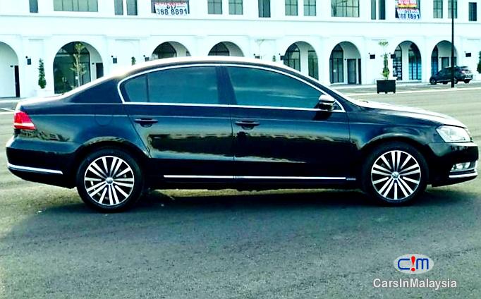 Volkswagen Passat 1.8-LITER LUXURY TURBO SPORT SEDAN Automatic 2016 - image 9