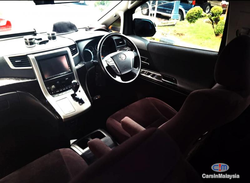 Toyota Vellfire 2.4-LITER LUXURY FAMILY MPV Automatic 2015 - image 10