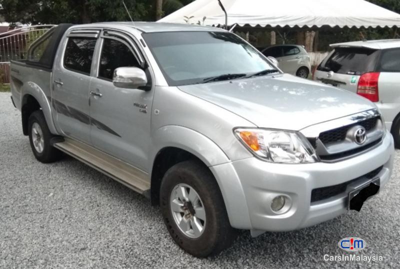 Toyota Hilux 2 5-LITER COMMONRAIL MANUAL DIESEL TURBO Manual 2011 in Selangor