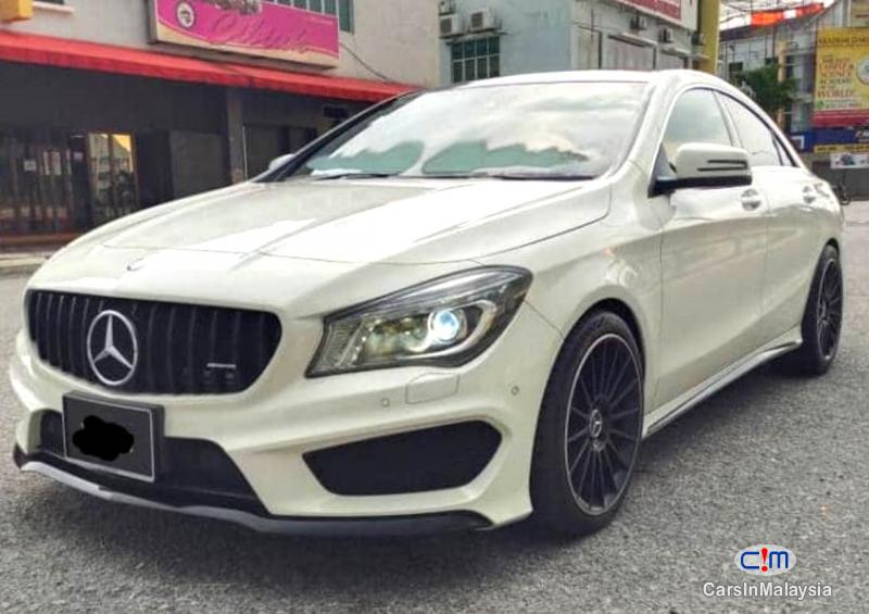 Mercedes Benz CLA180 1.6-LITER TURBO SPORT LUXURY SEDAN Automatic 2014 - image 5