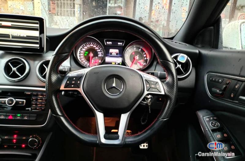 Mercedes Benz CLA180 1.6-LITER TURBO SPORT LUXURY SEDAN Automatic 2014 - image 7
