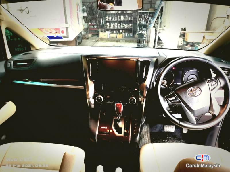 Toyota Vellfire 3.5-LITER LUXURY FAMILY MPV NEW MODEL FACELIFT Automatic 2020 - image 4