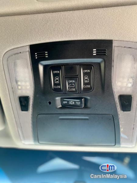 Toyota Vellfire 2.5-LITER LUXURY FAMILY MPV 7 SEATERS Automatic 2016 - image 8