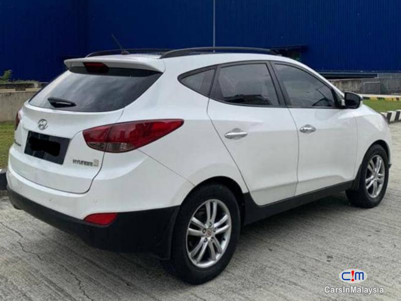 Hyundai Tucson 2.0-LITER SUV FULLSPEC Automatic 2010 in Kuala Lumpur