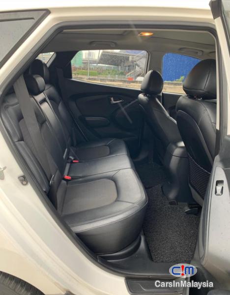 Hyundai Tucson 2.0-LITER SUV FULLSPEC Automatic 2010 in Kuala Lumpur - image