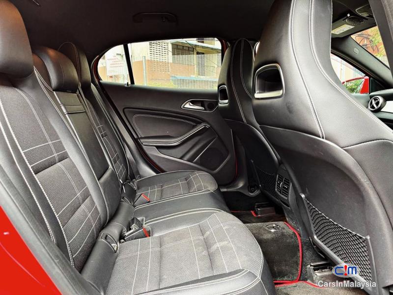 Mercedes Benz GLA250 2.0-LITER LUXURY SUV Automatic 2019 in Selangor - image