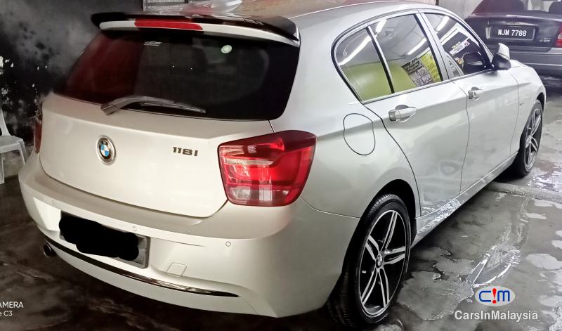 BMW 1.6-LITER LUXURY SPORTS HATCHBACK Automatic 2014
