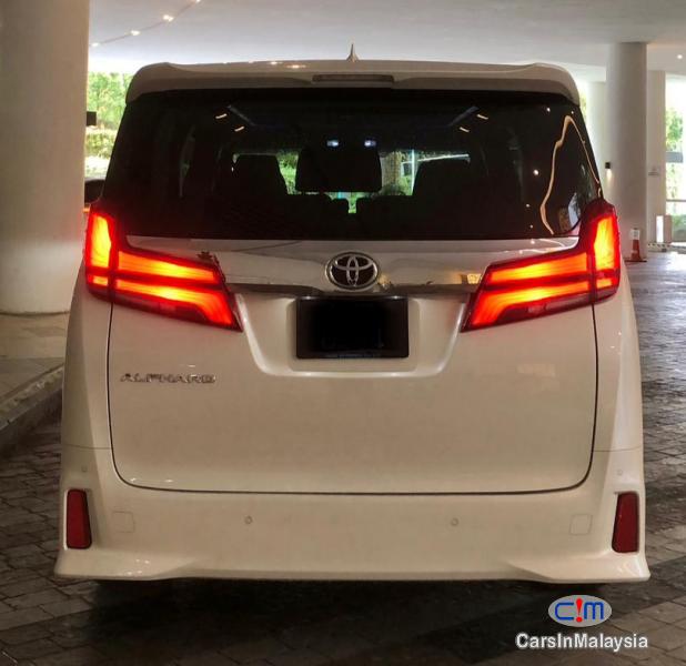 Toyota Alphard 2.5-LITER LUXURY FAMILY MPV Automatic 2022 in Kuala Lumpur