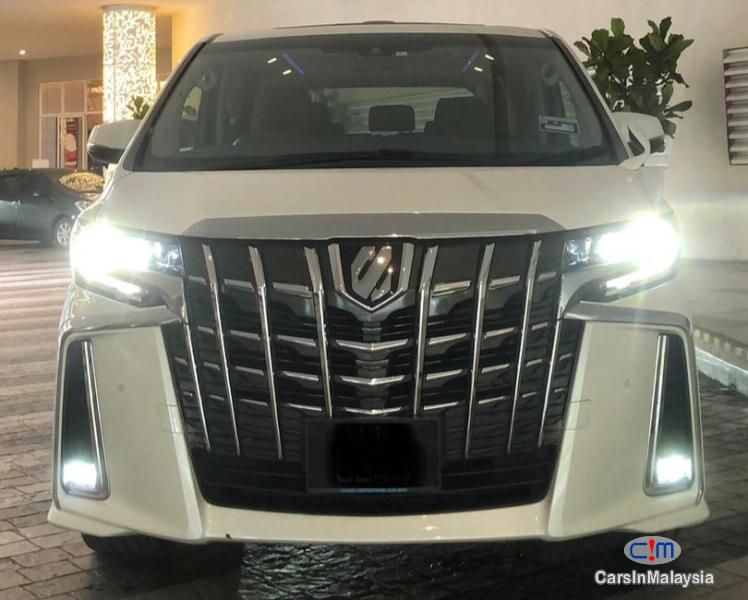 Toyota Alphard 2.5-LITER LUXURY FAMILY MPV Automatic 2022 in Malaysia