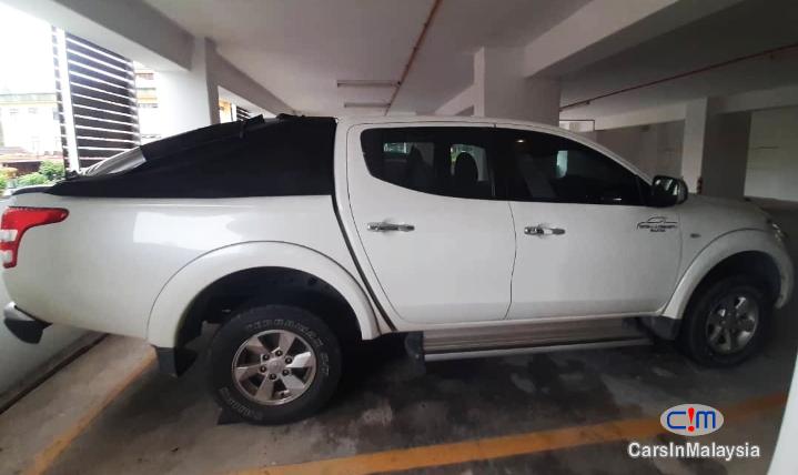 Mitsubishi Triton 2.4-LITER 4x4 DOUBLE CAB DIESEL TURBO Automatic 2017 - image 2
