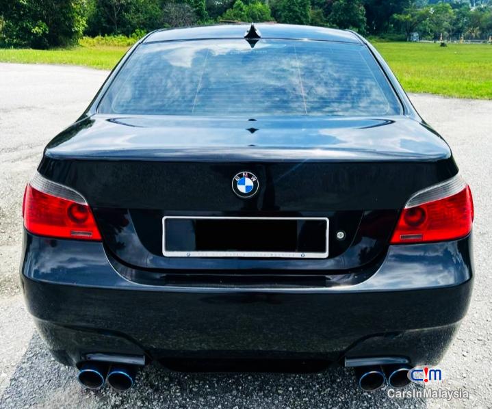 BMW 2.5-LITER LUXURY SEDAN Automatic 2011