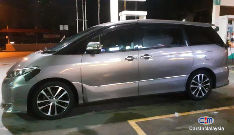 Toyota Estima 2.4-LITER 7 SEATER KERETA SAMBUNG BAYAR Automatic 2012 - image 3