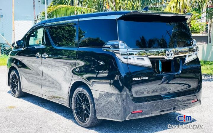 Picture of Toyota Vellfire 2.5-LITER LUXURY FAMILY MPB 8 SEATS Automatic 2022 in Malaysia
