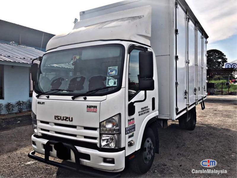 Isuzu Manual 2015 - image 2