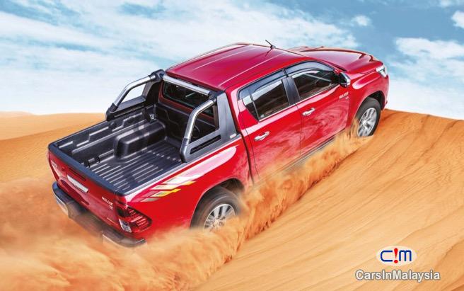 Toyota Hilux 2.4 G 4X4 Automatic 2017 - image 15