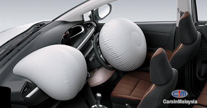 Toyota Sienta 1.5V Automatic 2017 - image 11