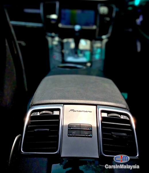 Porsche Panamera 3.6-LITER LUXURY SUPER SPORT CAR Automatic 2014 - image 7