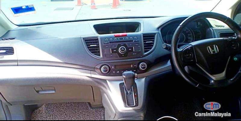 Honda CR-V 2.0-LITER LUXURY FAMILY SUV Automatic 2013 - image 12