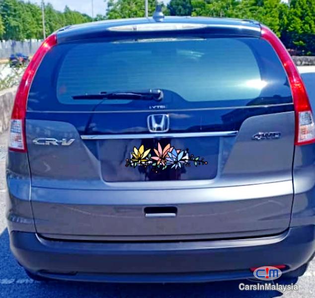 Honda CR-V 2.0-LITER LUXURY FAMILY SUV Automatic 2013 - image 3